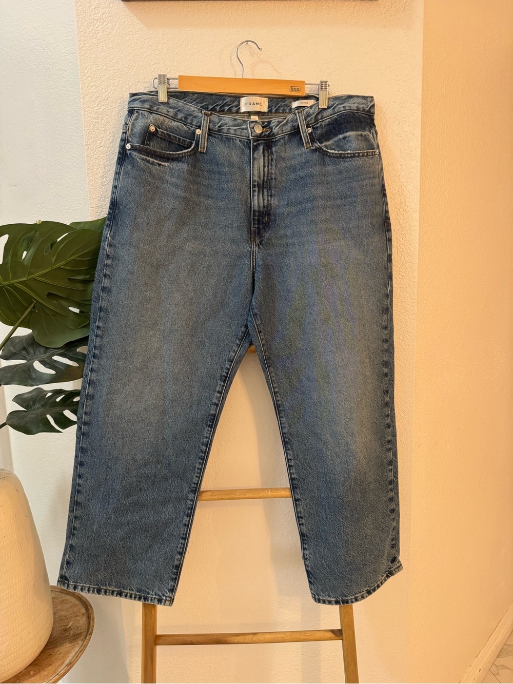 Frame Denim Light Blue Straight-Leg Jeans - Picture 4 of 11